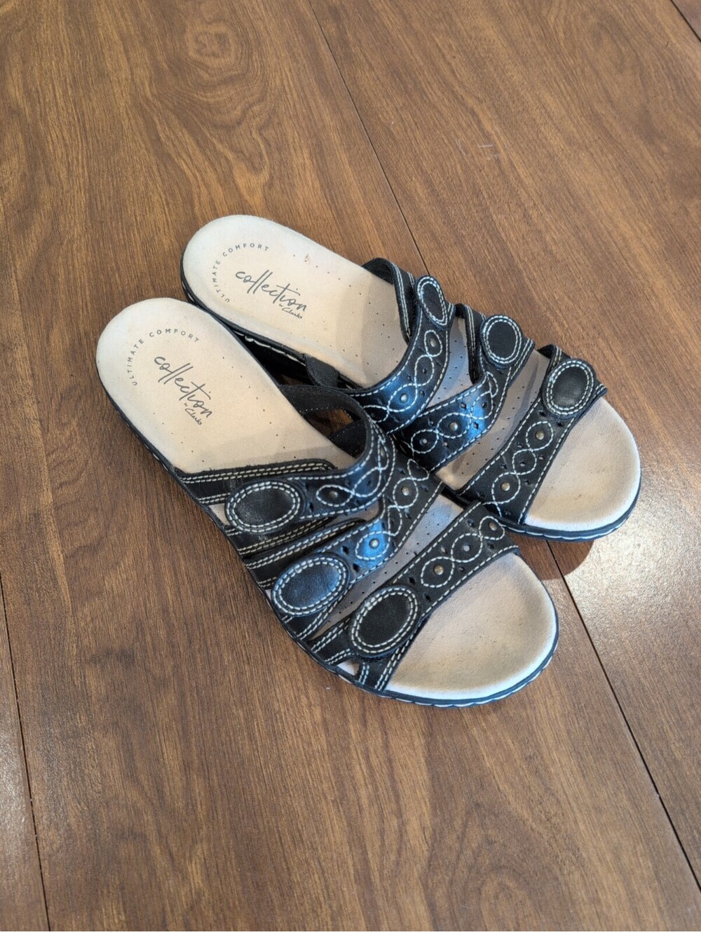Woman's Sandals Clarks Collection Ultimate Comfort Black Sandal 7.5 Soft Sole